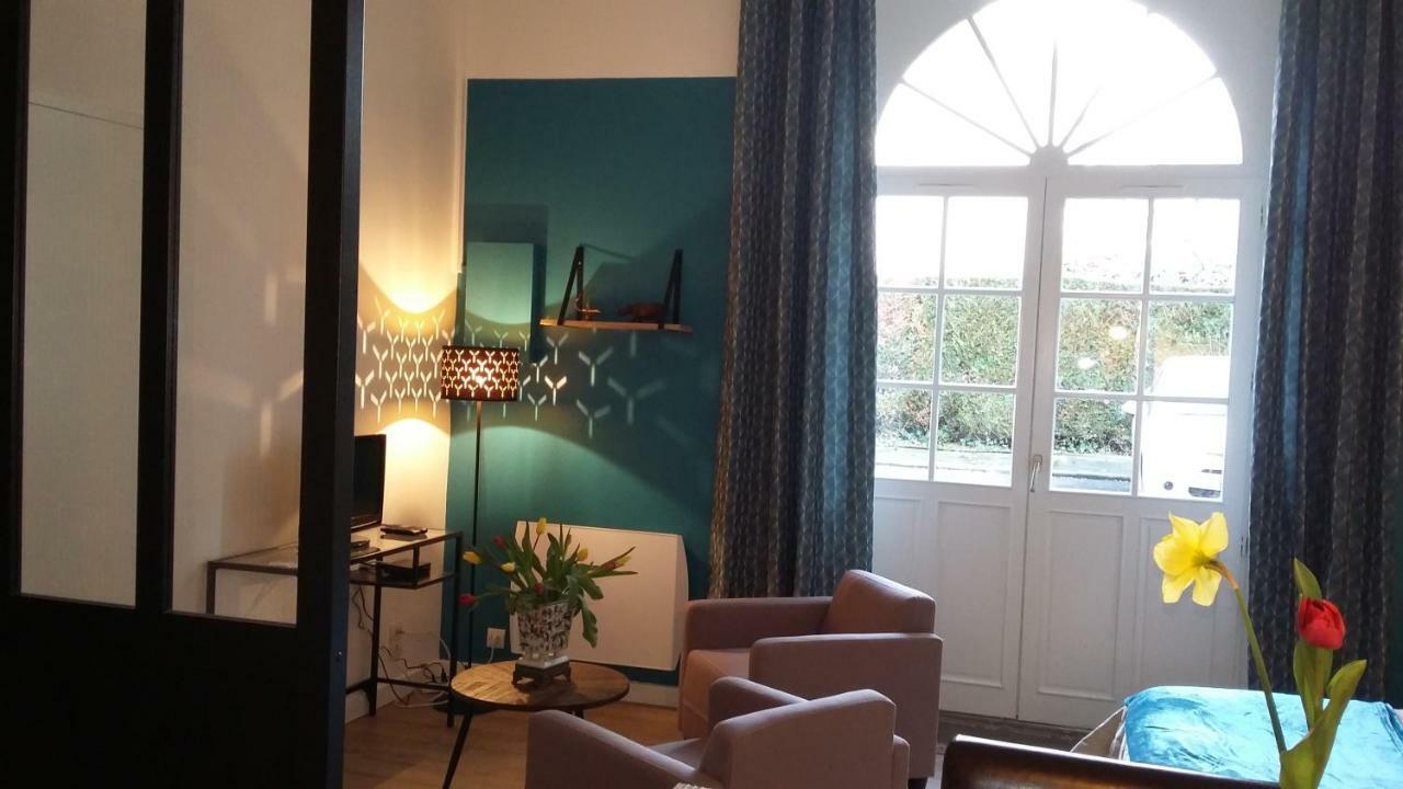 Les Tulipiers, Parking Securise, Lit Queen-Size, Le Port Du Mans Ле-Ман Экстерьер фото