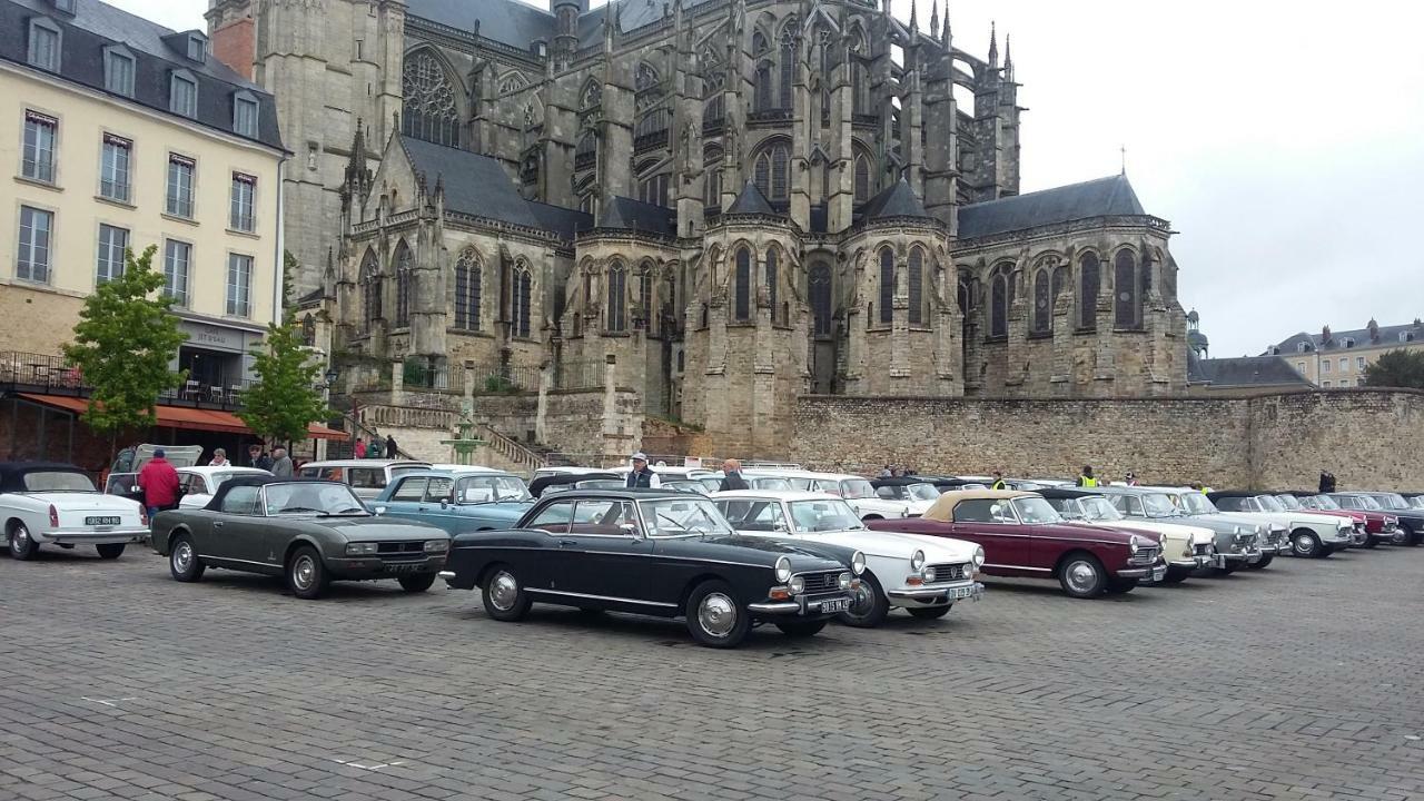 Les Tulipiers, Parking Securise, Lit Queen-Size, Le Port Du Mans Ле-Ман Экстерьер фото
